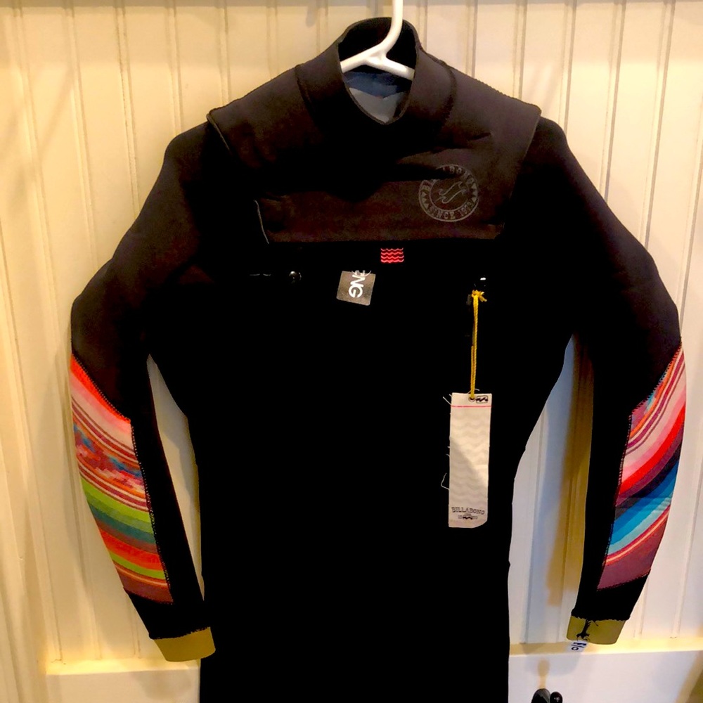 Women’s brand new wet suit